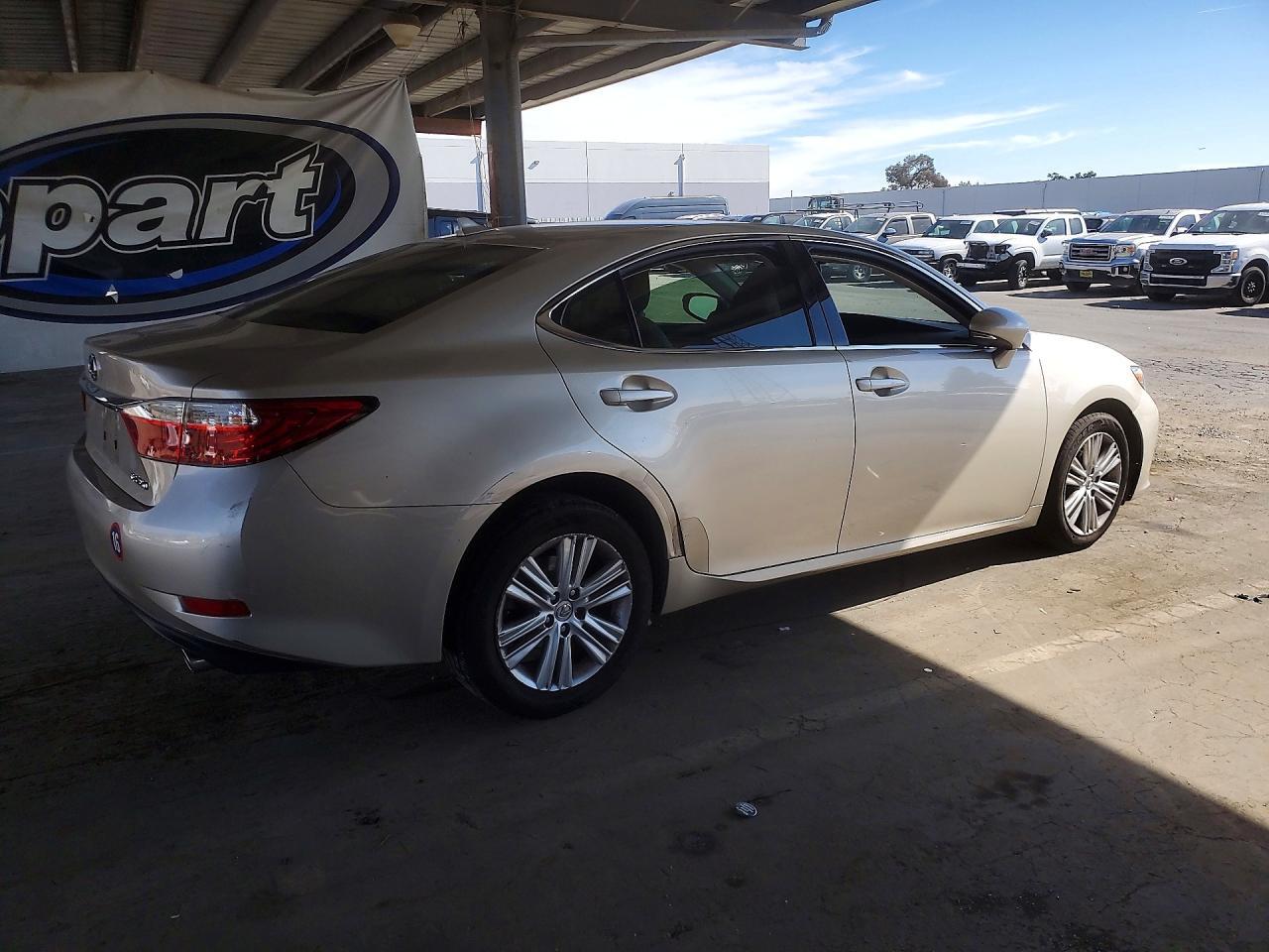 JTHBK1GG6D2025599 2013 LEXUS ES photo no. 3