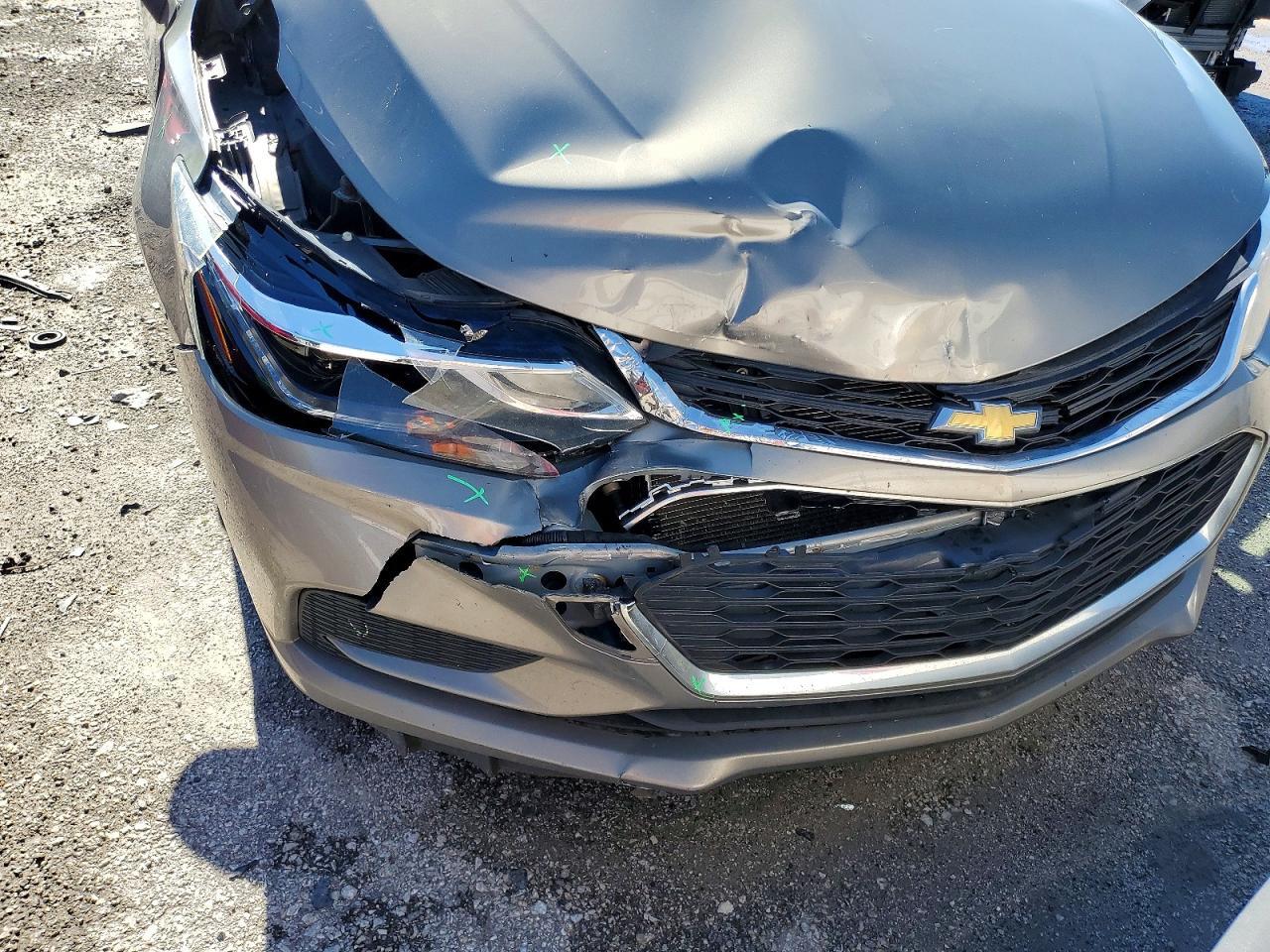2017 CHEVROLET CRUZE LT — Фото 11 из 12