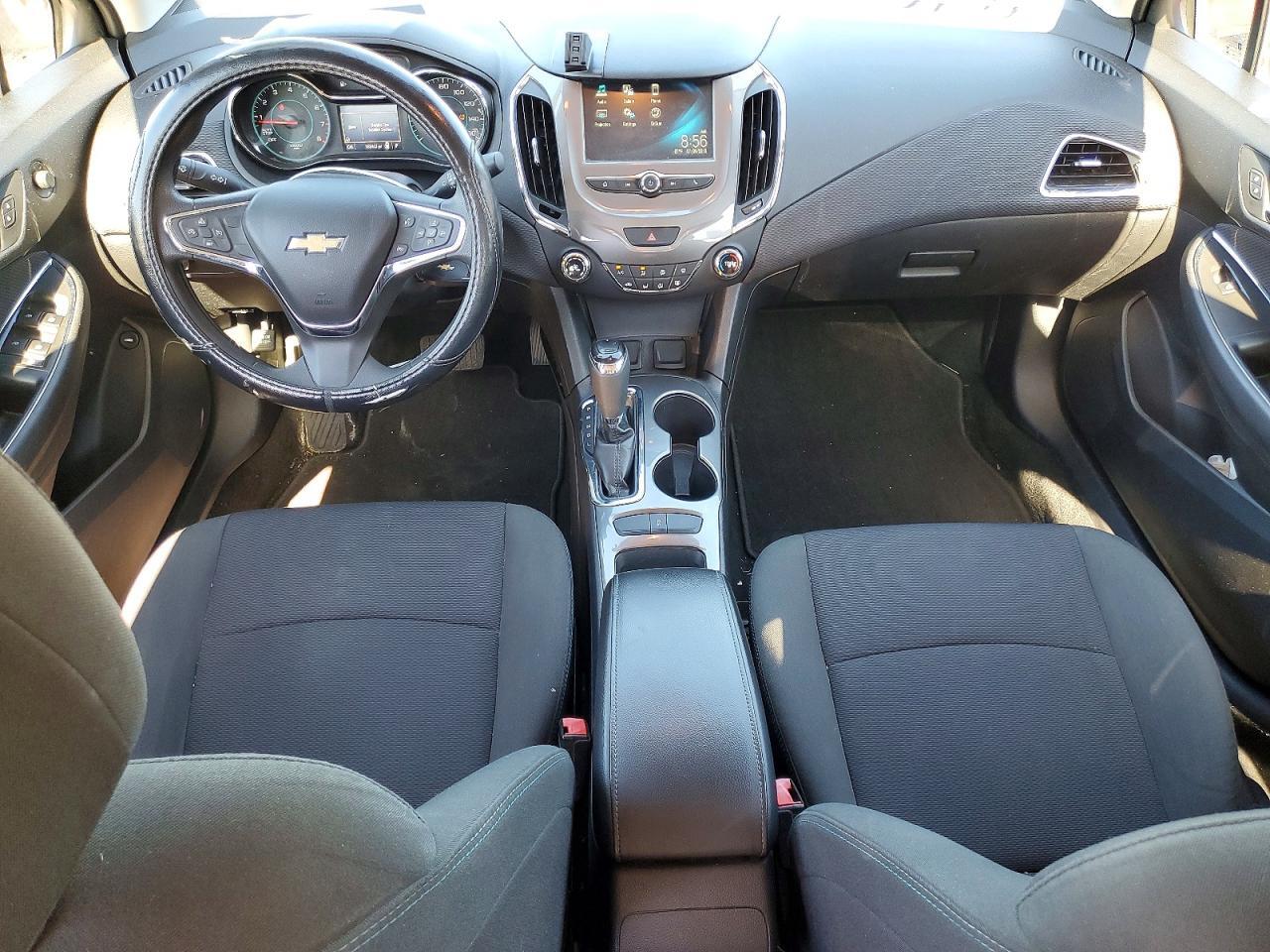 2017 CHEVROLET CRUZE LT — Фото 8 из 12