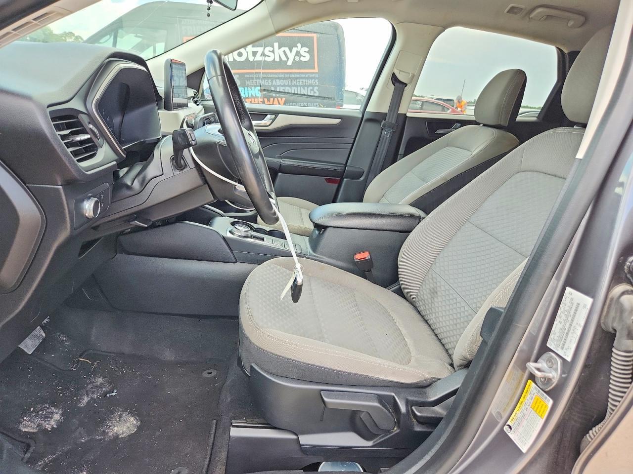 2021 FORD ESCAPE SE — Фото 7 из 13