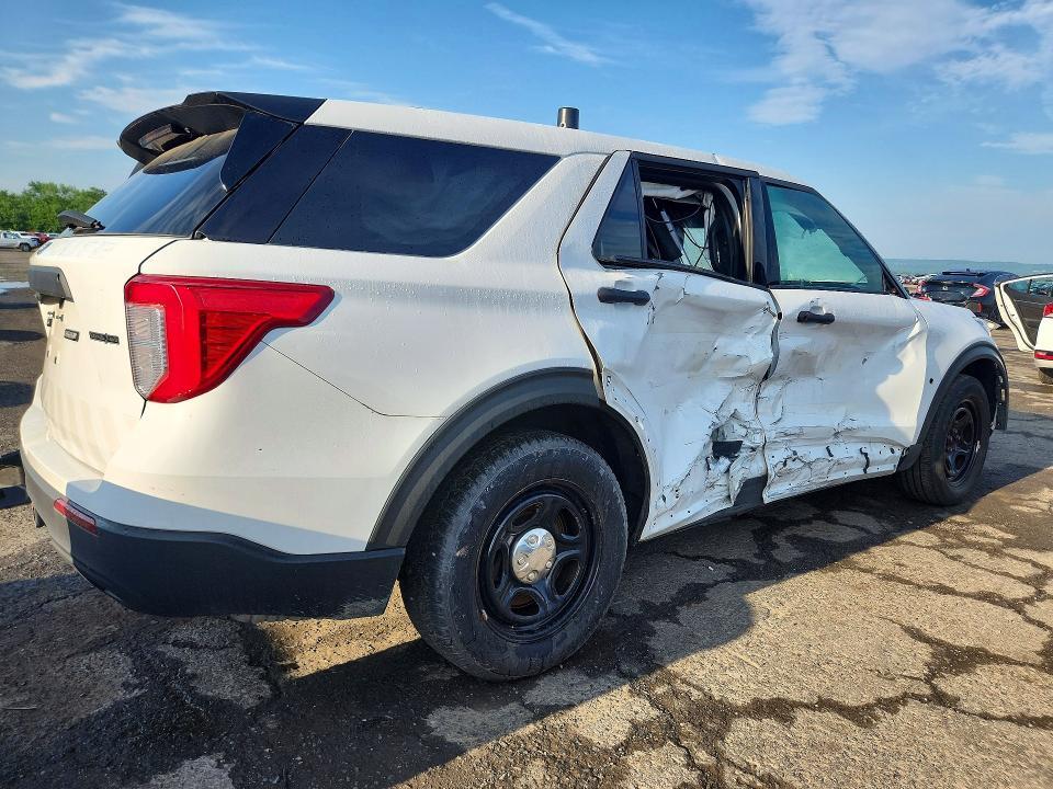 2021 FORD EXPLORER POLICE INTERCEPTOR — Фото 3 из 13