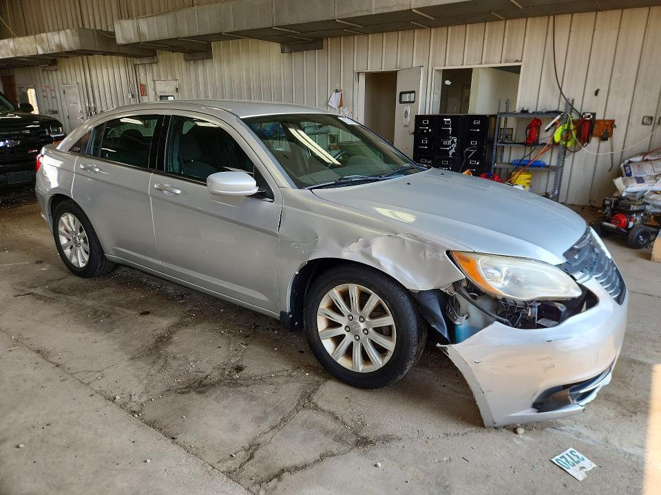 2011 CHRYSLER 200 TOURING — Фото 4 из 12