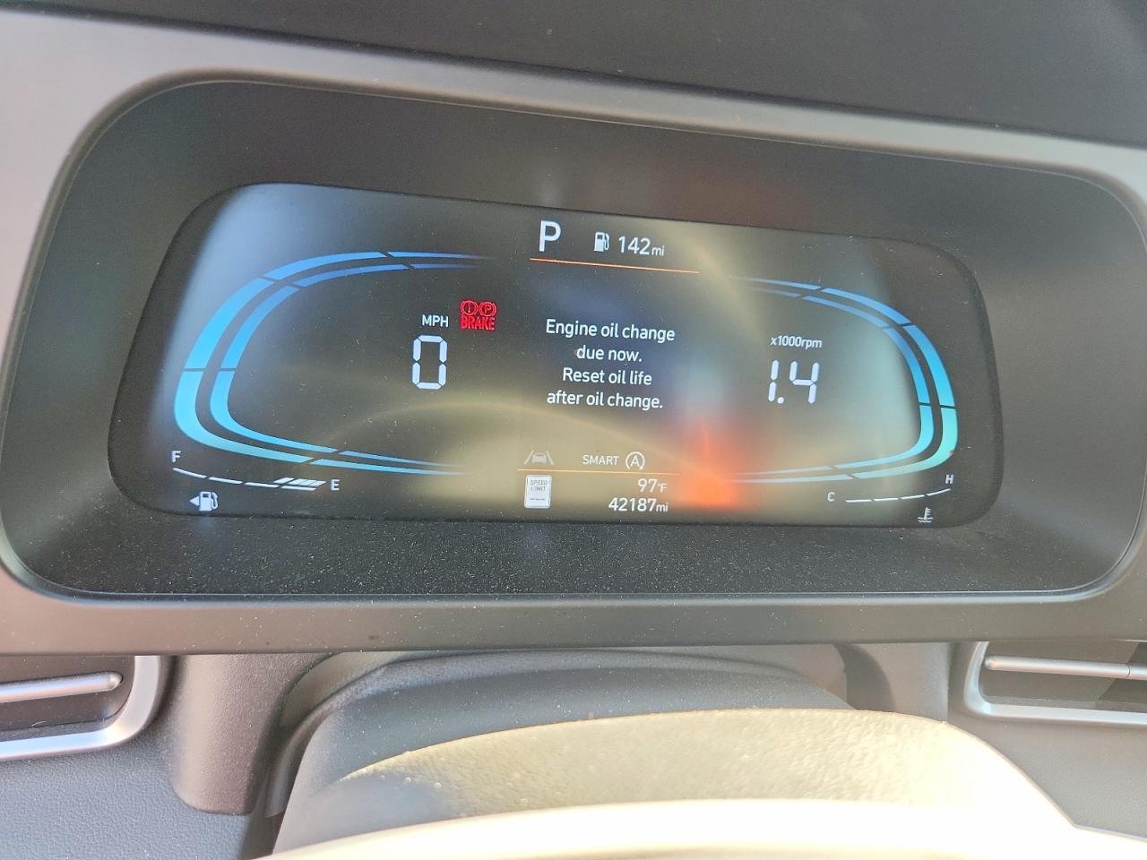 2025 HYUNDAI ELANTRA SE — Фото 9 из 13