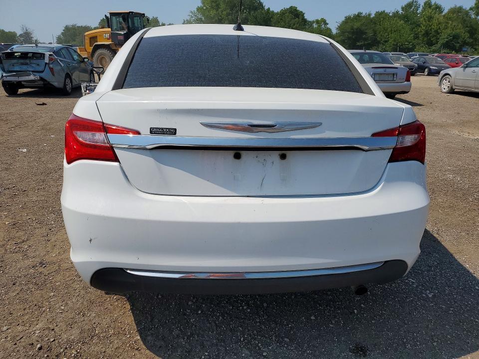 1C3BC4FB2BN560449 2011 CHRYSLER 200 photo no. 6