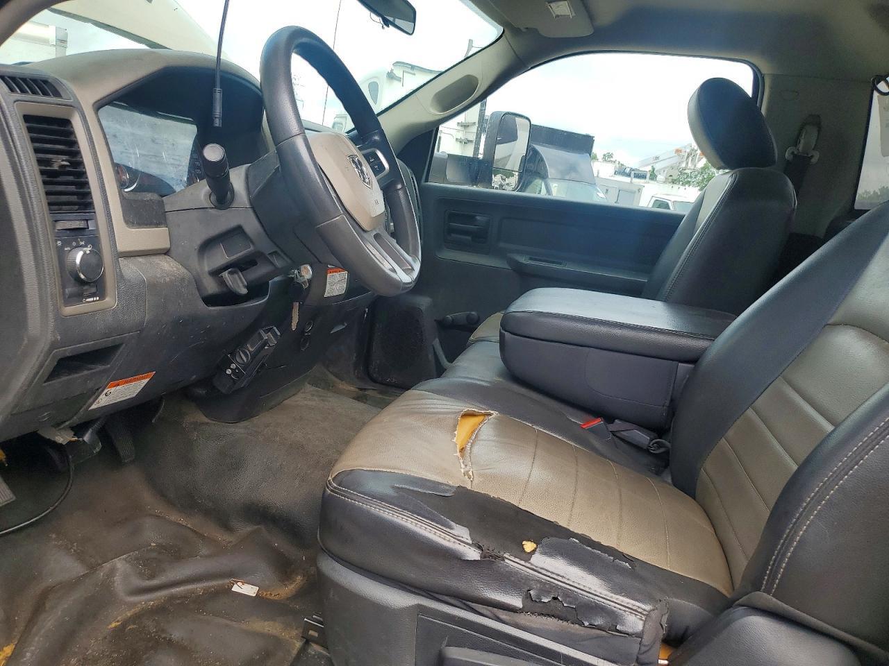 2011 DODGE RAM 5500 ST — Фото 7 из 13