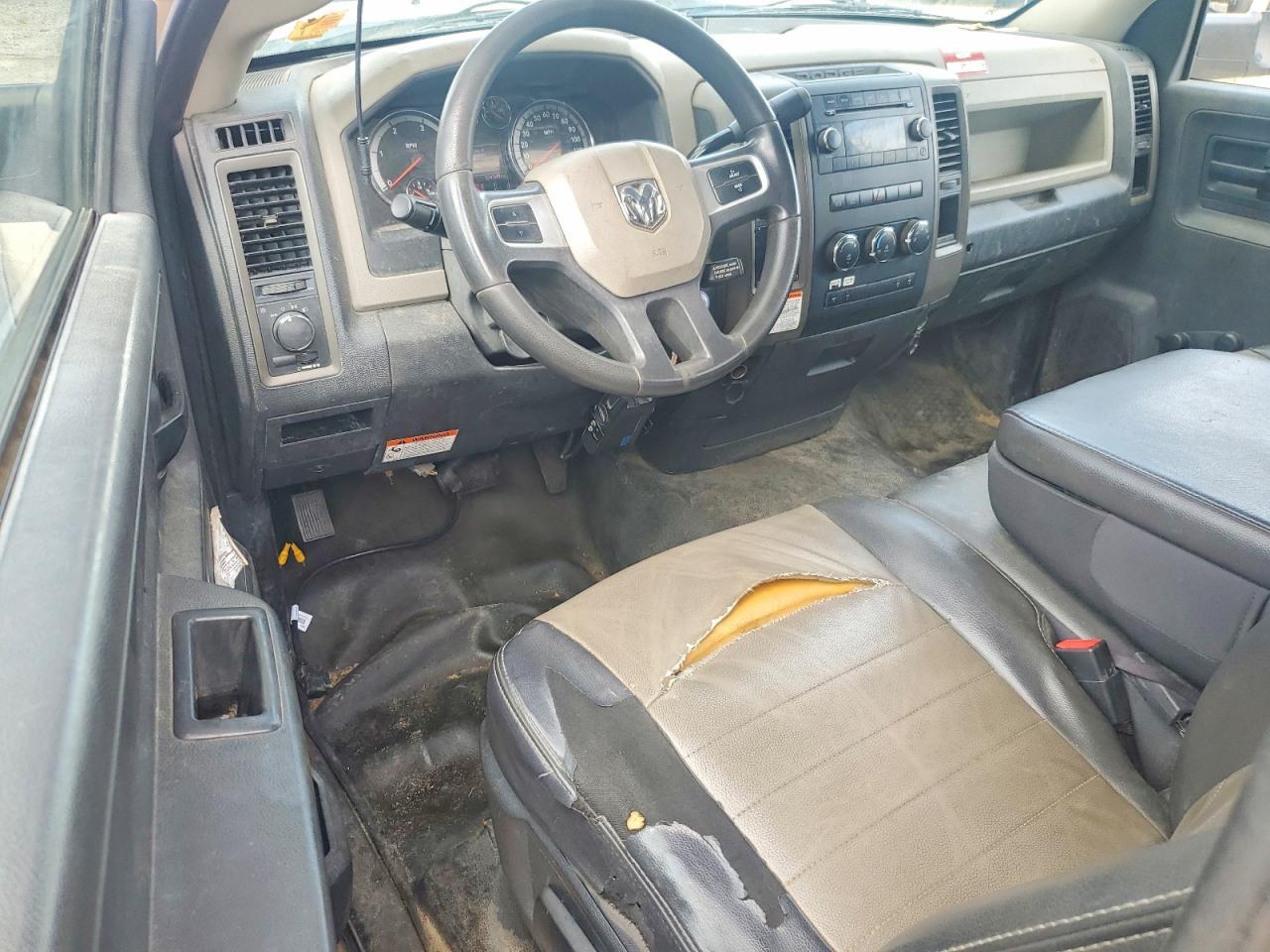 2011 DODGE RAM 5500 ST — Фото 8 из 13