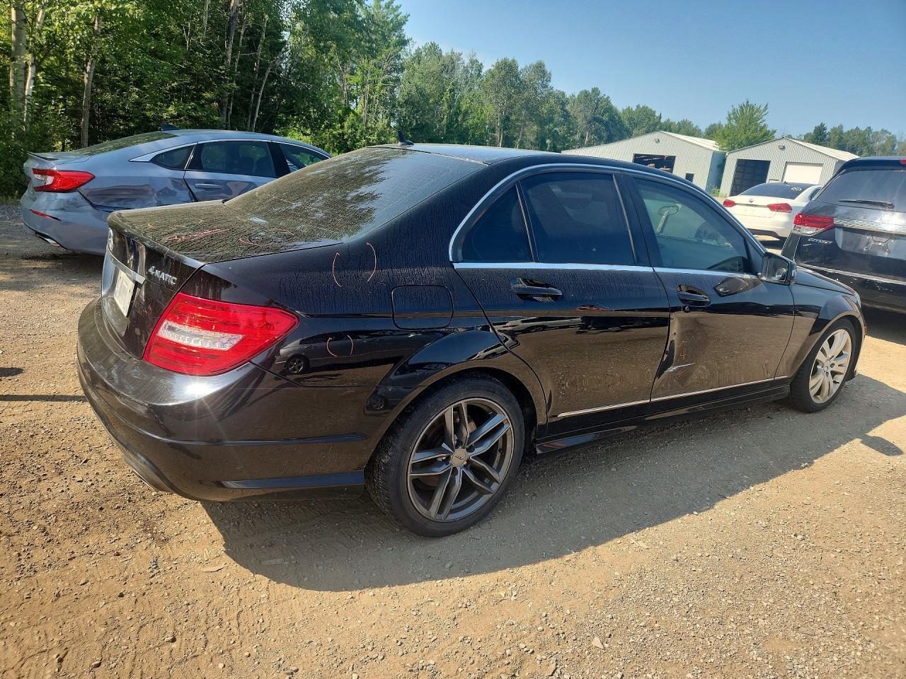 2013 MERCEDES-BENZ C 300 4MATIC — Фото 3 из 12