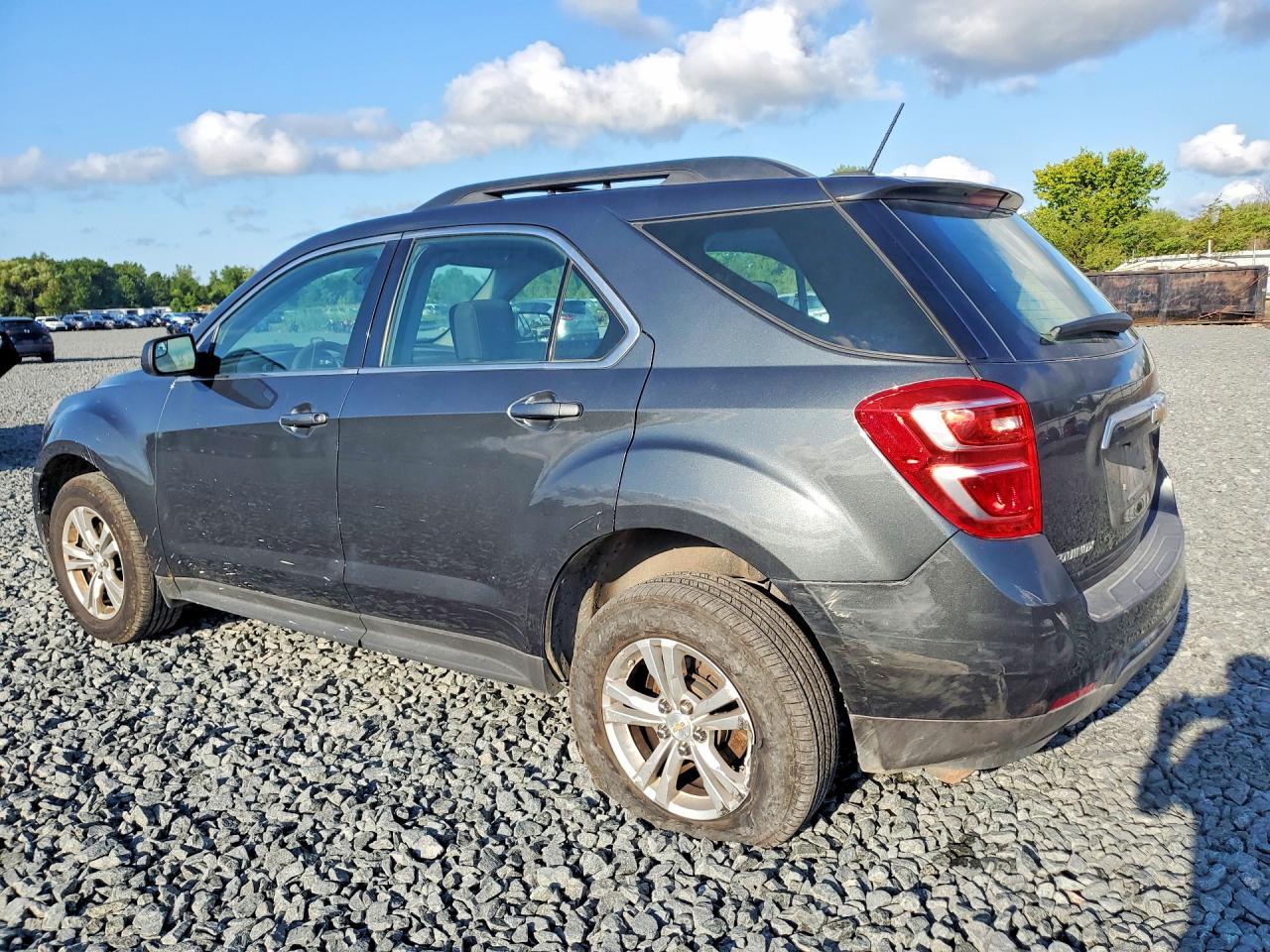 2017 CHEVROLET EQUINOX LS — Фото 2 из 13