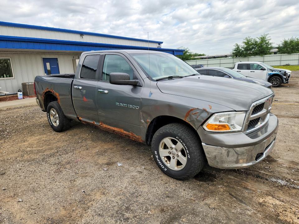 2011 DODGE RAM 1500 SLT — Фото 4 из 12