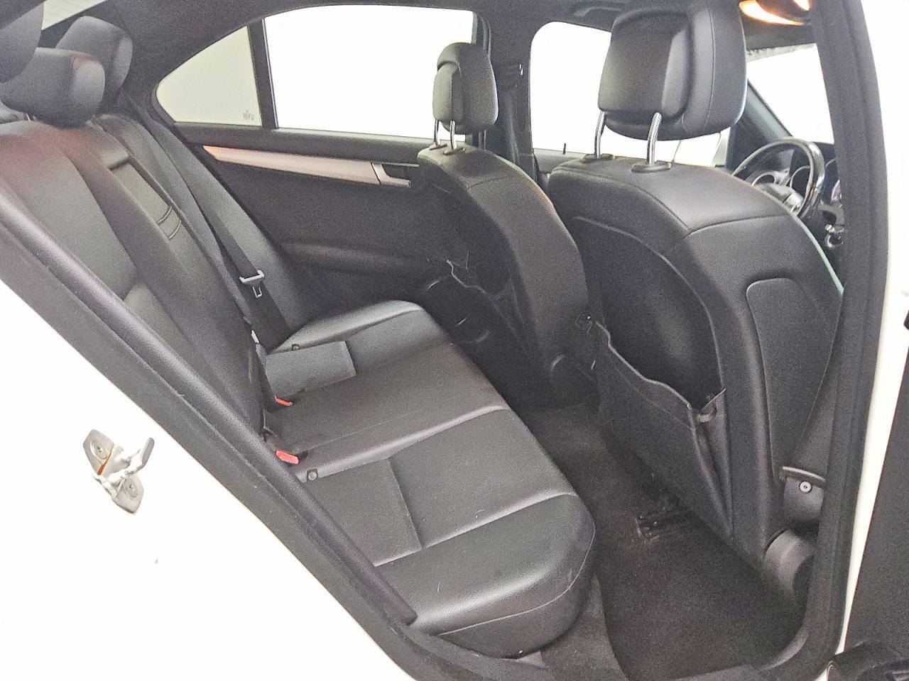 2013 MERCEDES-BENZ C 300 4MATIC — Фото 10 из 12