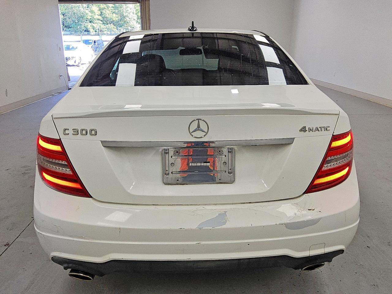 2013 MERCEDES-BENZ C 300 4MATIC — Фото 6 из 12