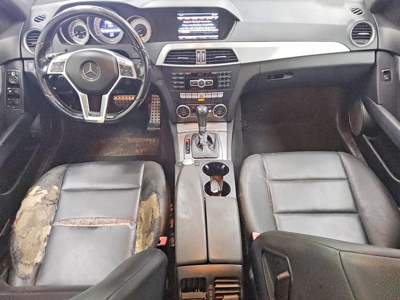 2013 MERCEDES-BENZ C 300 4MATIC — Фото 8 из 12