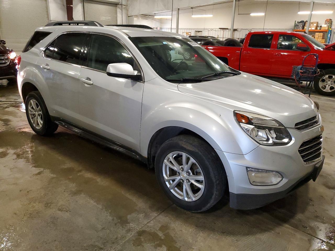 2017 CHEVROLET EQUINOX LT — Фото 4 из 13
