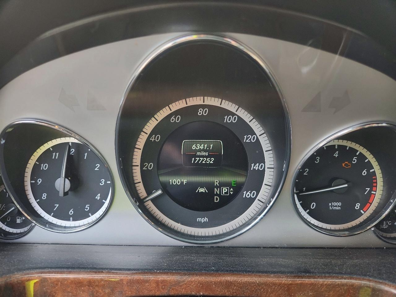 2013 MERCEDES-BENZ E 350 4MATIC — Фото 9 из 12