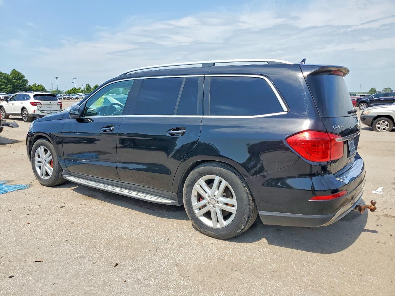 2013 MERCEDES-BENZ GL 450 4MATIC — Фото 2 из 13