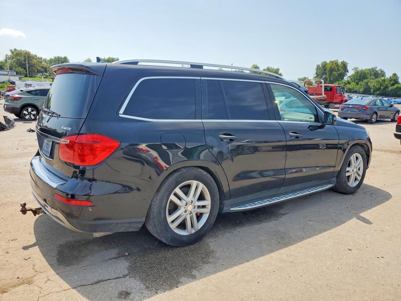 2013 MERCEDES-BENZ GL 450 4MATIC — Фото 3 из 13