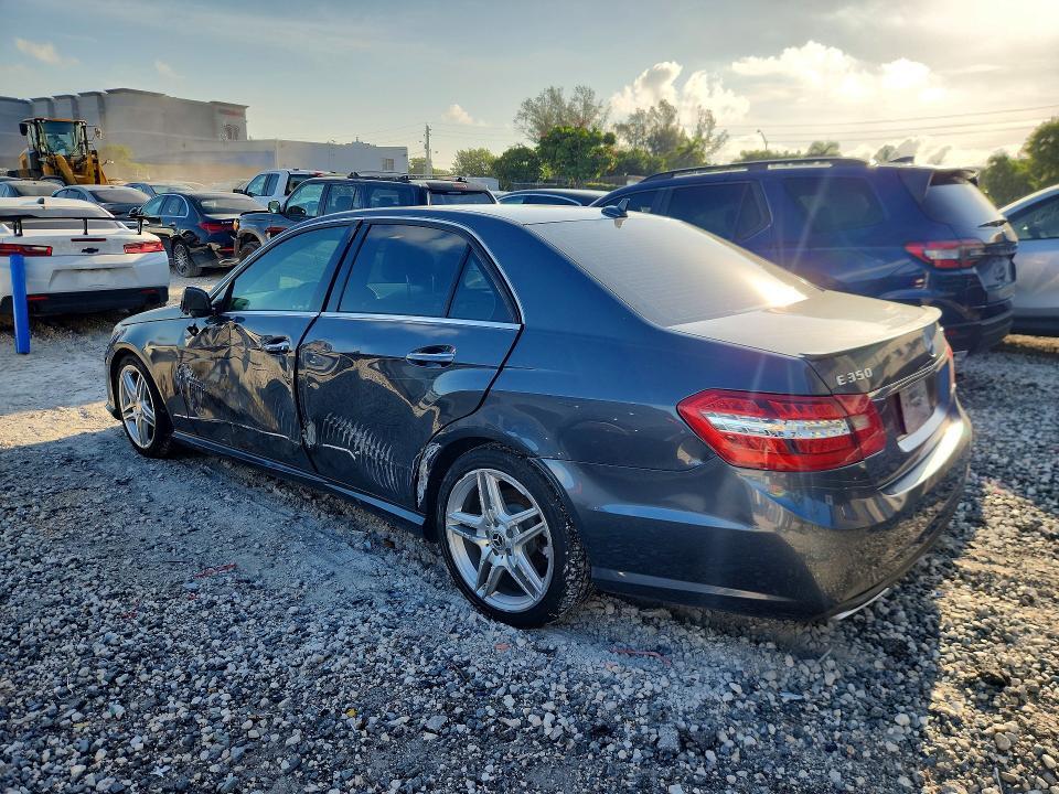 2013 MERCEDES-BENZ E 350 4MATIC — Фото 2 из 12
