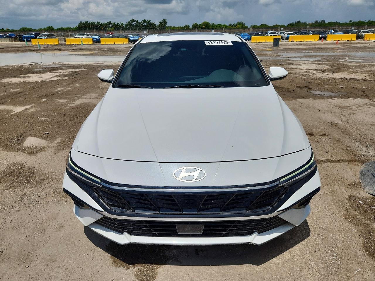 2025 HYUNDAI ELANTRA SEL — Фото 5 из 12