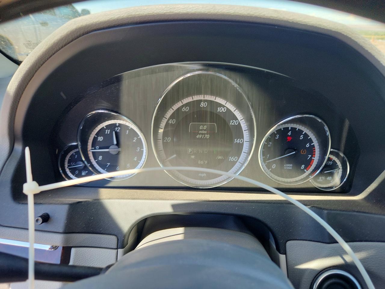 2013 MERCEDES-BENZ E 350 4MATIC — Фото 9 из 12