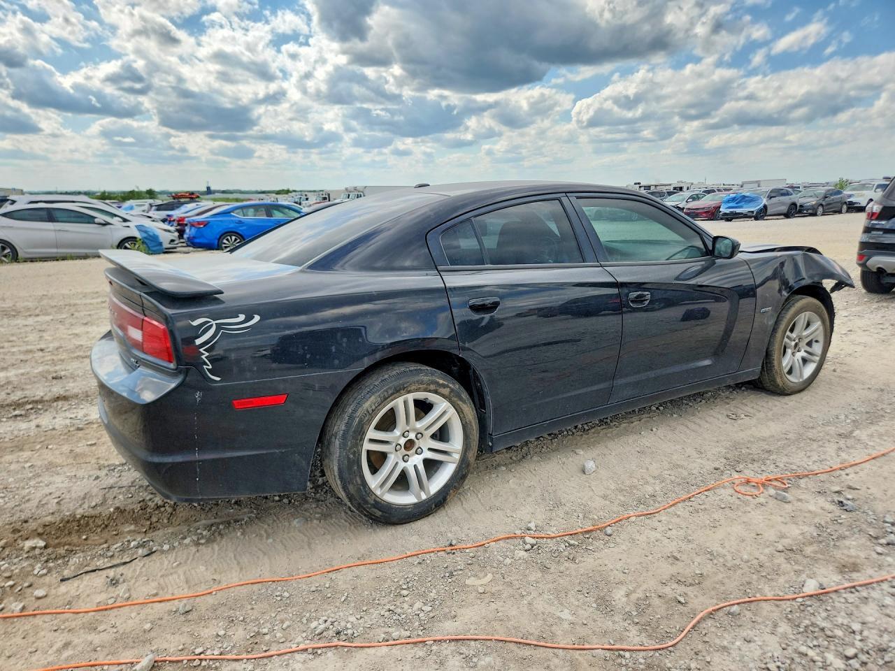 2011 DODGE CHARGER R — Фото 3 из 12