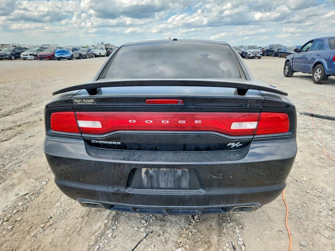 2011 DODGE CHARGER R — Фото 6 из 12
