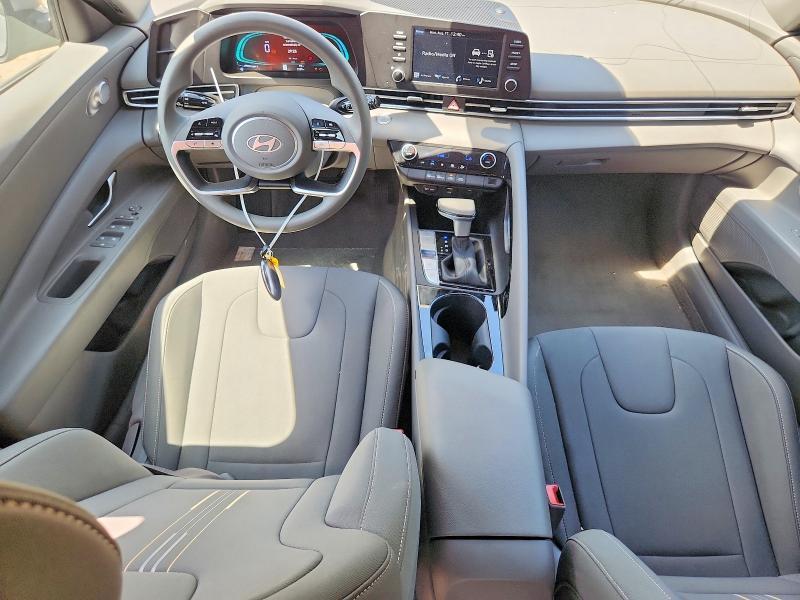 2025 HYUNDAI ELANTRA HYBRID BLUE — Фото 8 из 12
