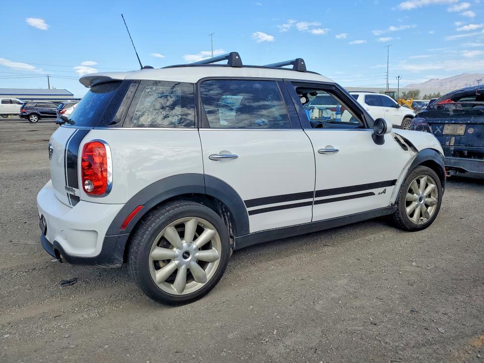 2013 MINI COOPER S COUNTRYMAN — Фото 3 из 12