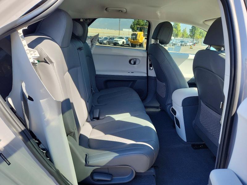 2025 HYUNDAI IONIQ 5 SEL — Фото 10 из 15