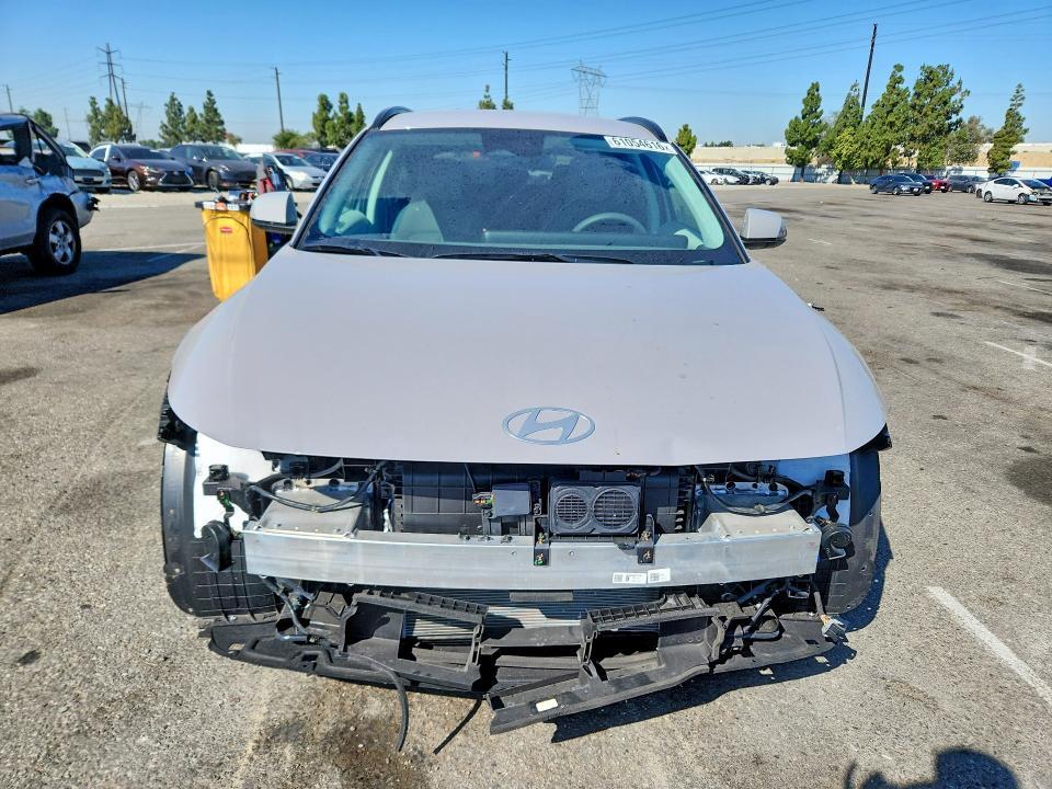 2025 HYUNDAI IONIQ 5 SEL — Фото 5 из 15
