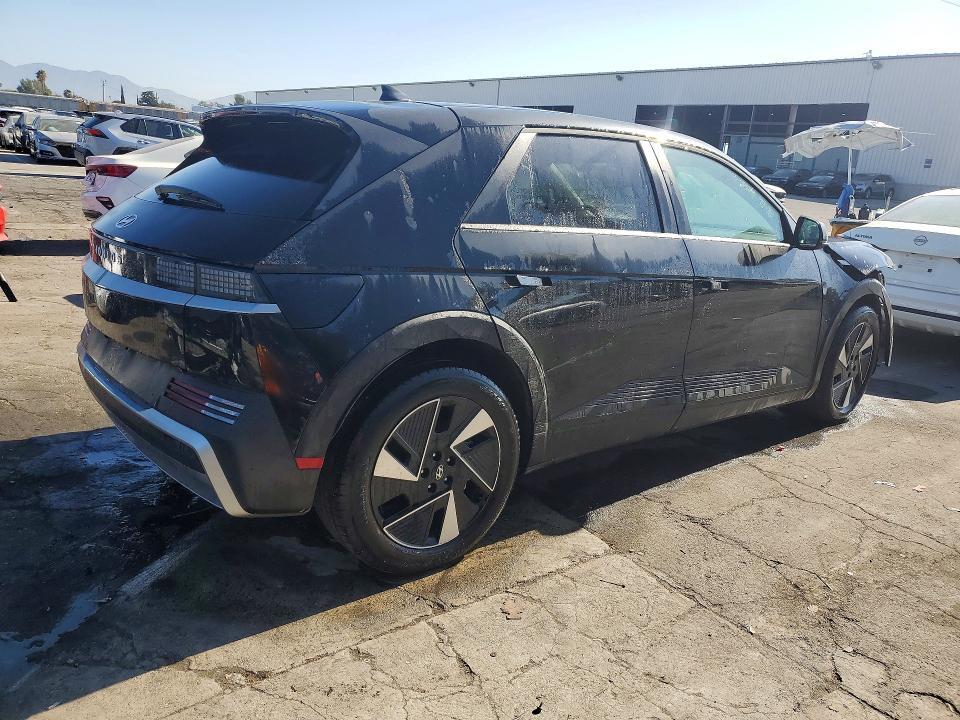 2025 HYUNDAI IONIQ 5 SE — Фото 3 из 12
