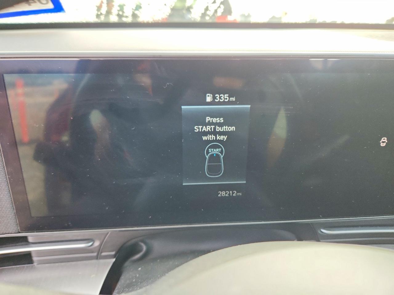 2025 HYUNDAI KONA SEL — Фото 9 из 14