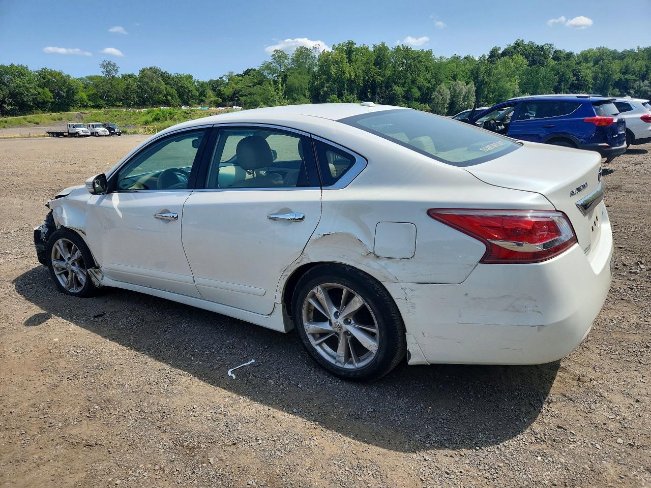 2013 NISSAN ALTIMA 2.5 — Фото 2 из 12