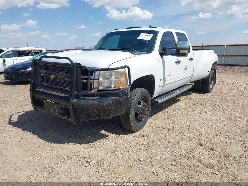 1GC4K0C85BF180217 2011 CHEVROLET SILVERADO 3500HD photo no. 2