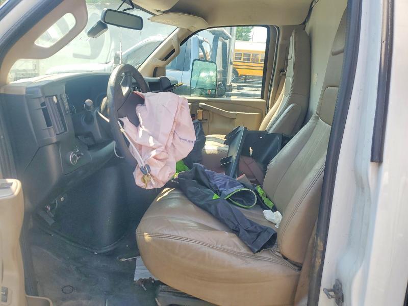 2017 CHEVROLET EXPRESS REFRIGERATED BOX TRUCK — Фото 7 из 13