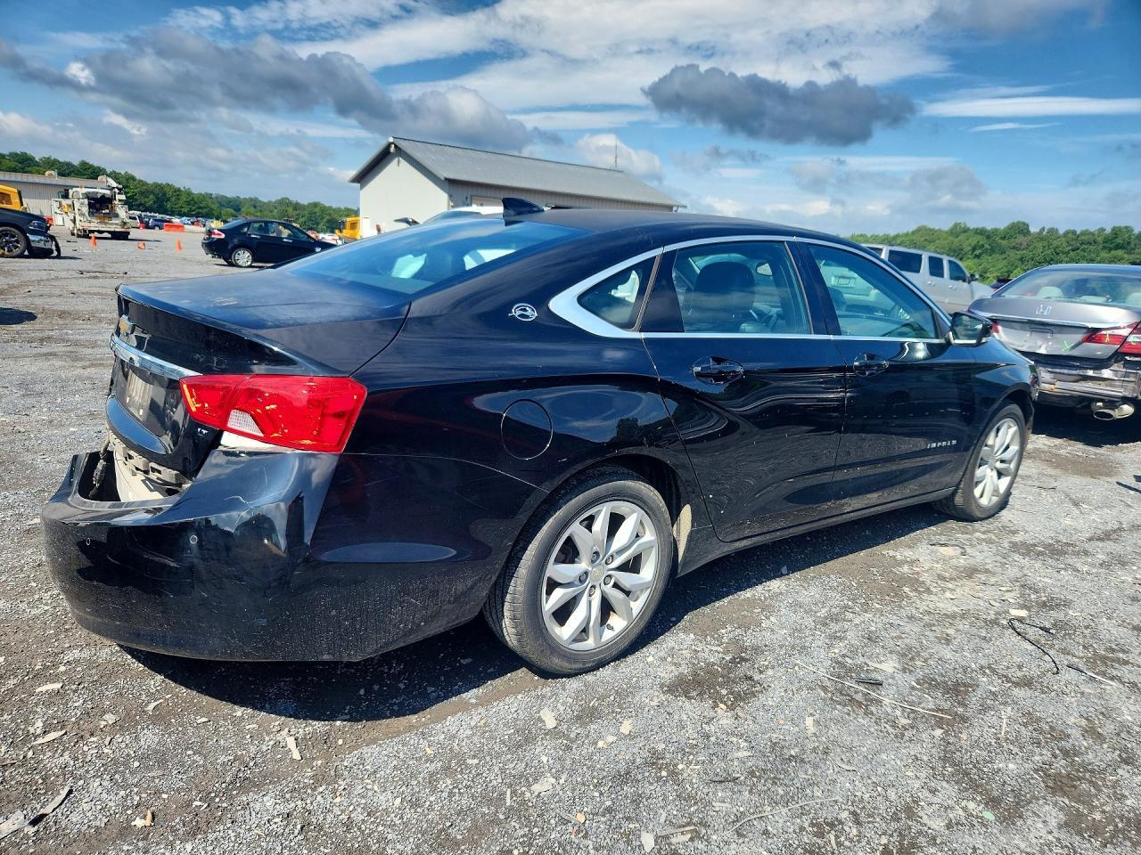 2017 CHEVROLET IMPALA LT — Фото 3 из 13