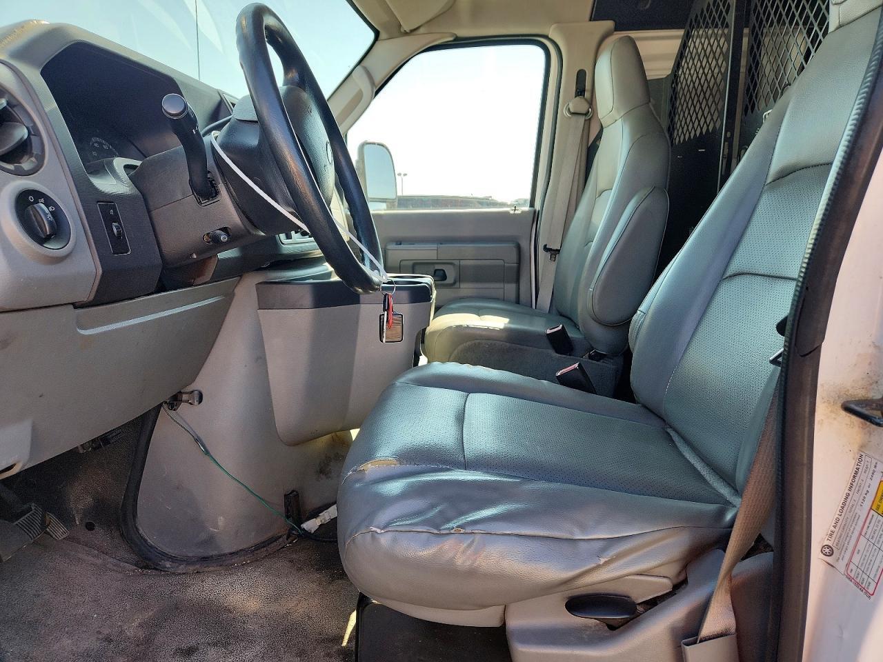 2011 FORD ECONOLINE E150 VAN — Фото 7 из 12