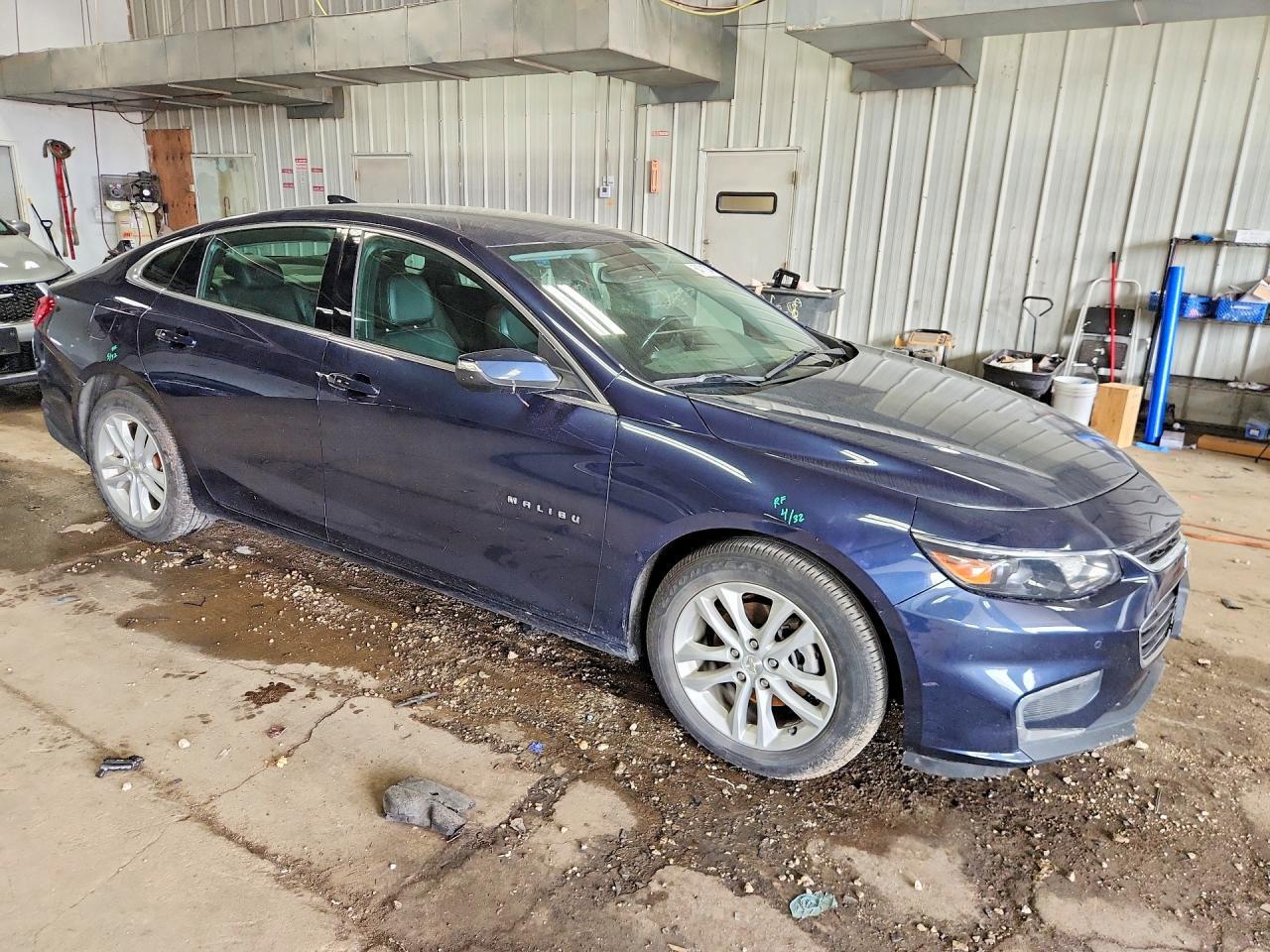 2017 CHEVROLET MALIBU HYBRID — Фото 4 из 12