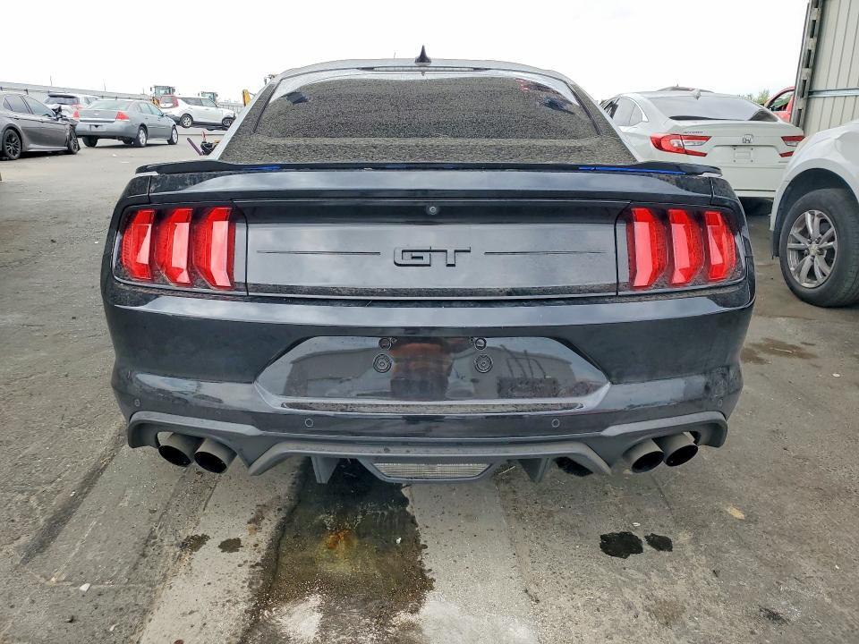 2021 FORD MUSTANG GT — Фото 6 из 13