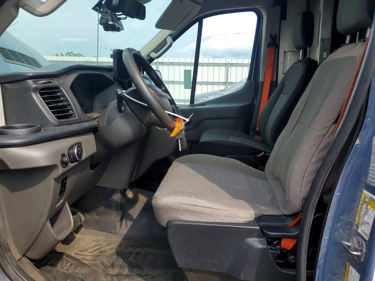 2021 FORD TRANSIT 250 DELIVERY VAN — Фото 7 из 13