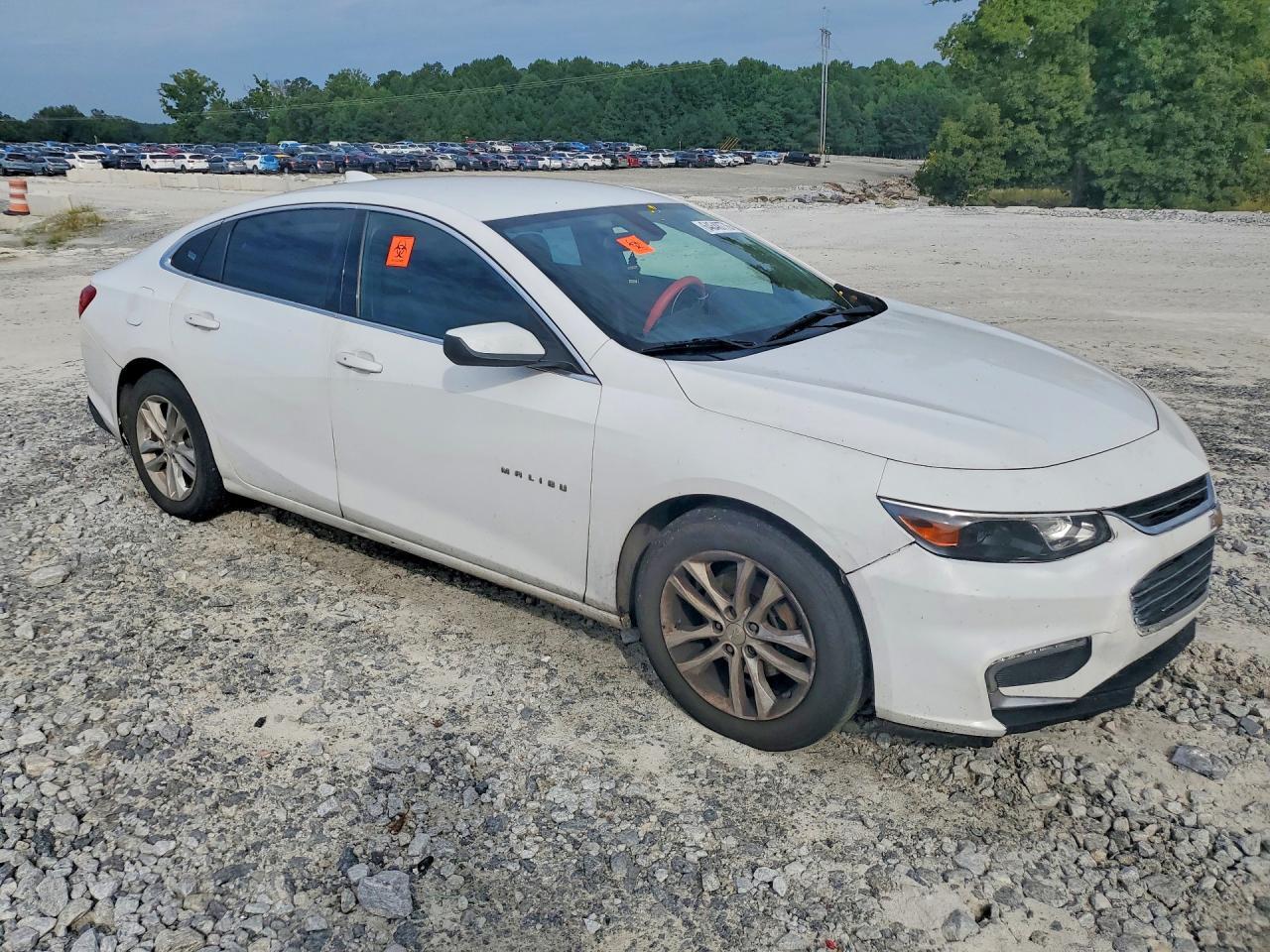 2017 CHEVROLET MALIBU LT — Фото 4 из 12