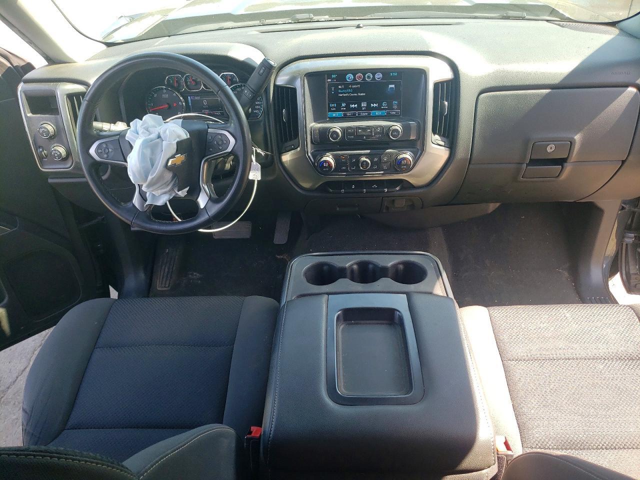 2017 CHEVROLET SILVERADO K1500 LT — Фото 8 из 12