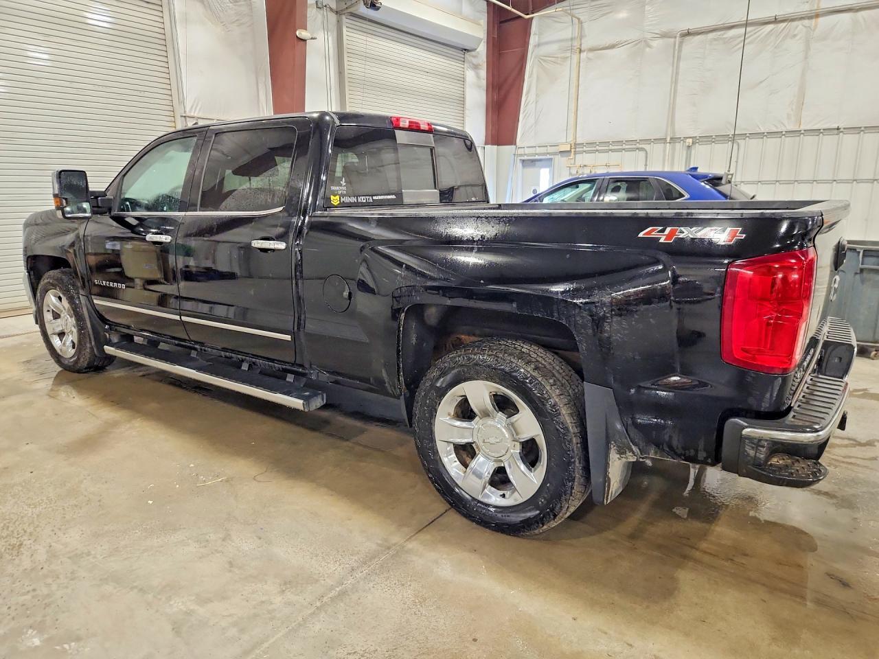 2017 CHEVROLET SILVERADO K1500 LTZ — Фото 2 из 12