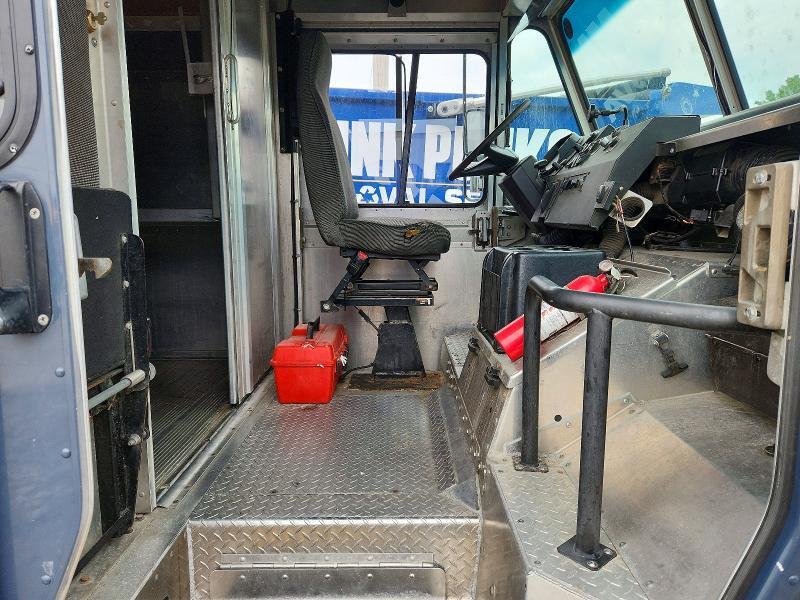 2021 FREIGHTLINER MT45G CHASSIS DELIVERY TRUCK — Фото 10 из 12
