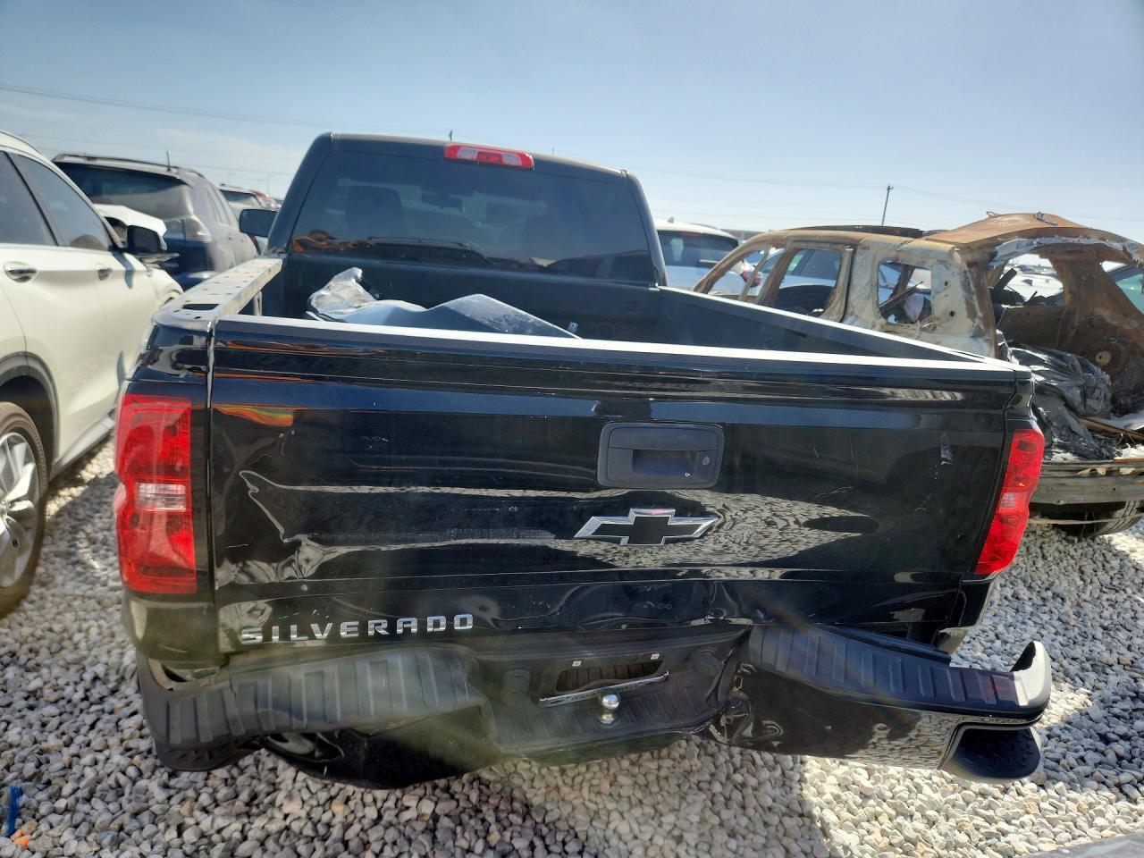 2017 CHEVROLET SILVERADO C1500 CUSTOM — Фото 6 из 13