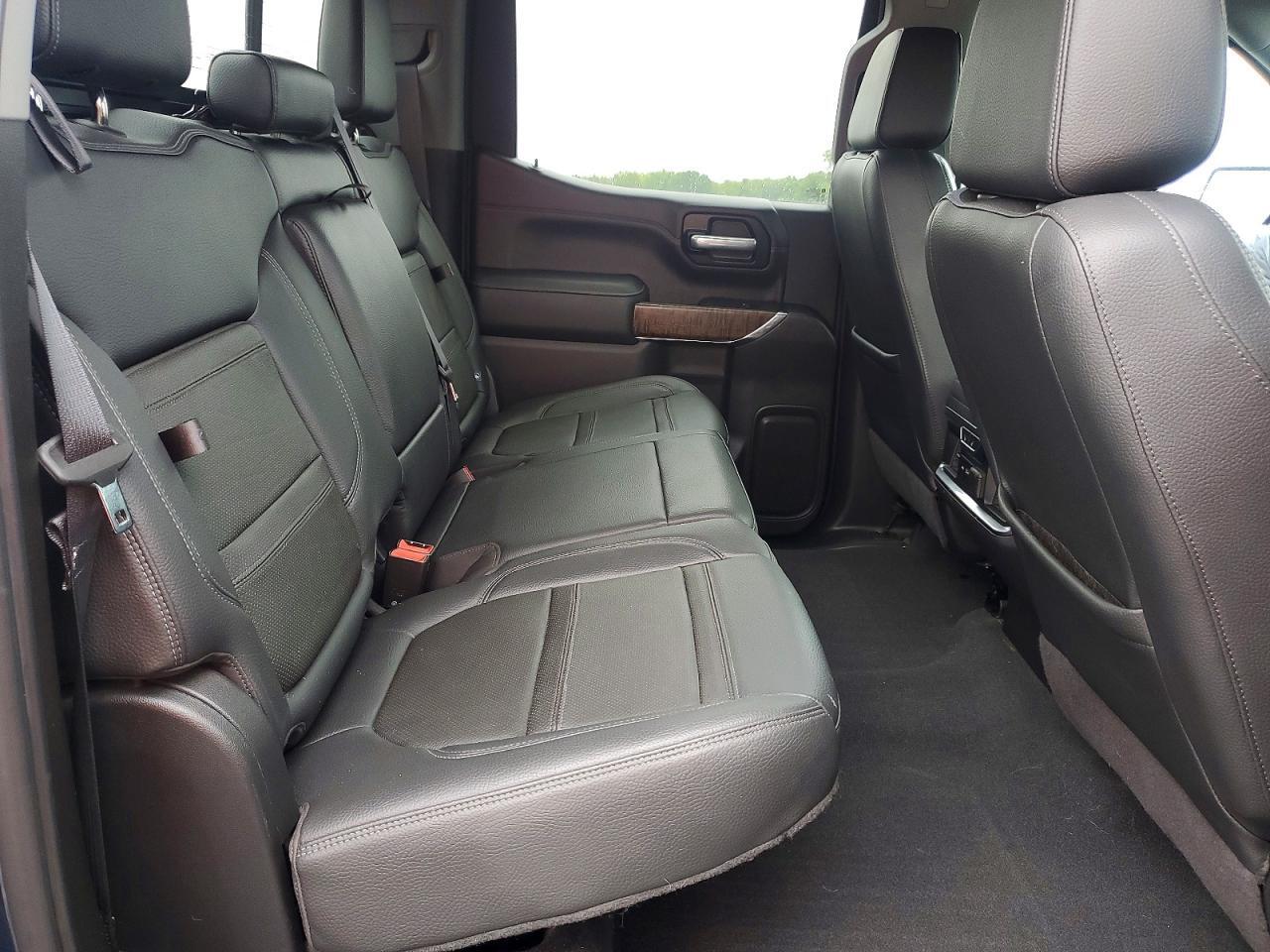 2021 GMC SIERRA K1500 DENALI — Фото 10 из 12