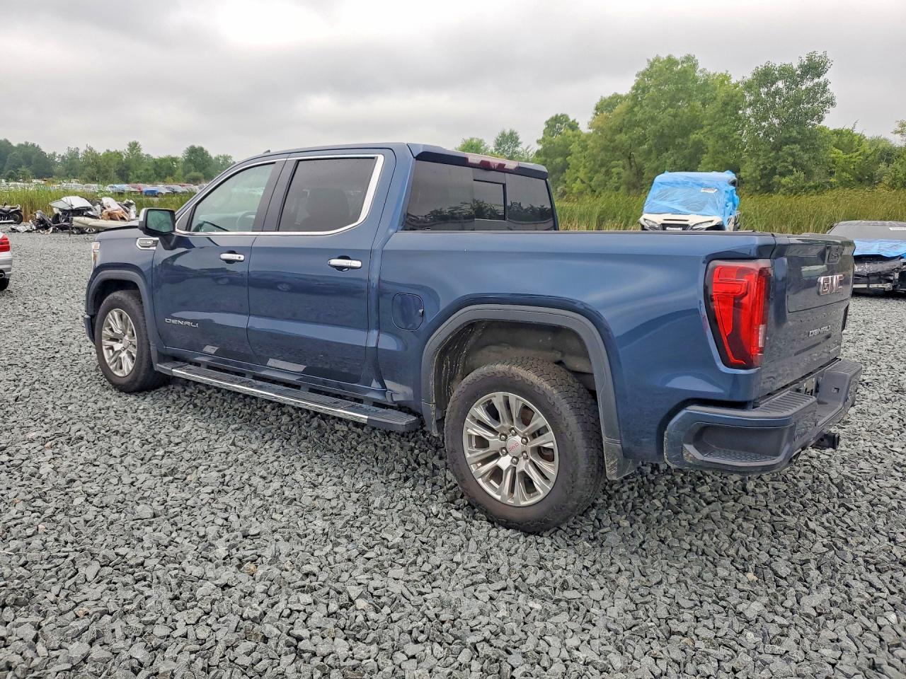 2021 GMC SIERRA K1500 DENALI — Фото 2 из 12