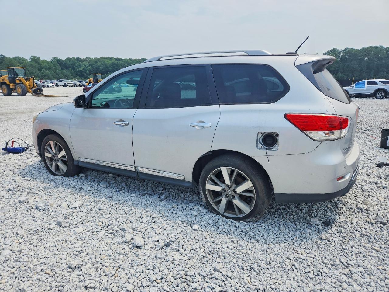 2013 NISSAN PATHFINDER S — Фото 2 из 14