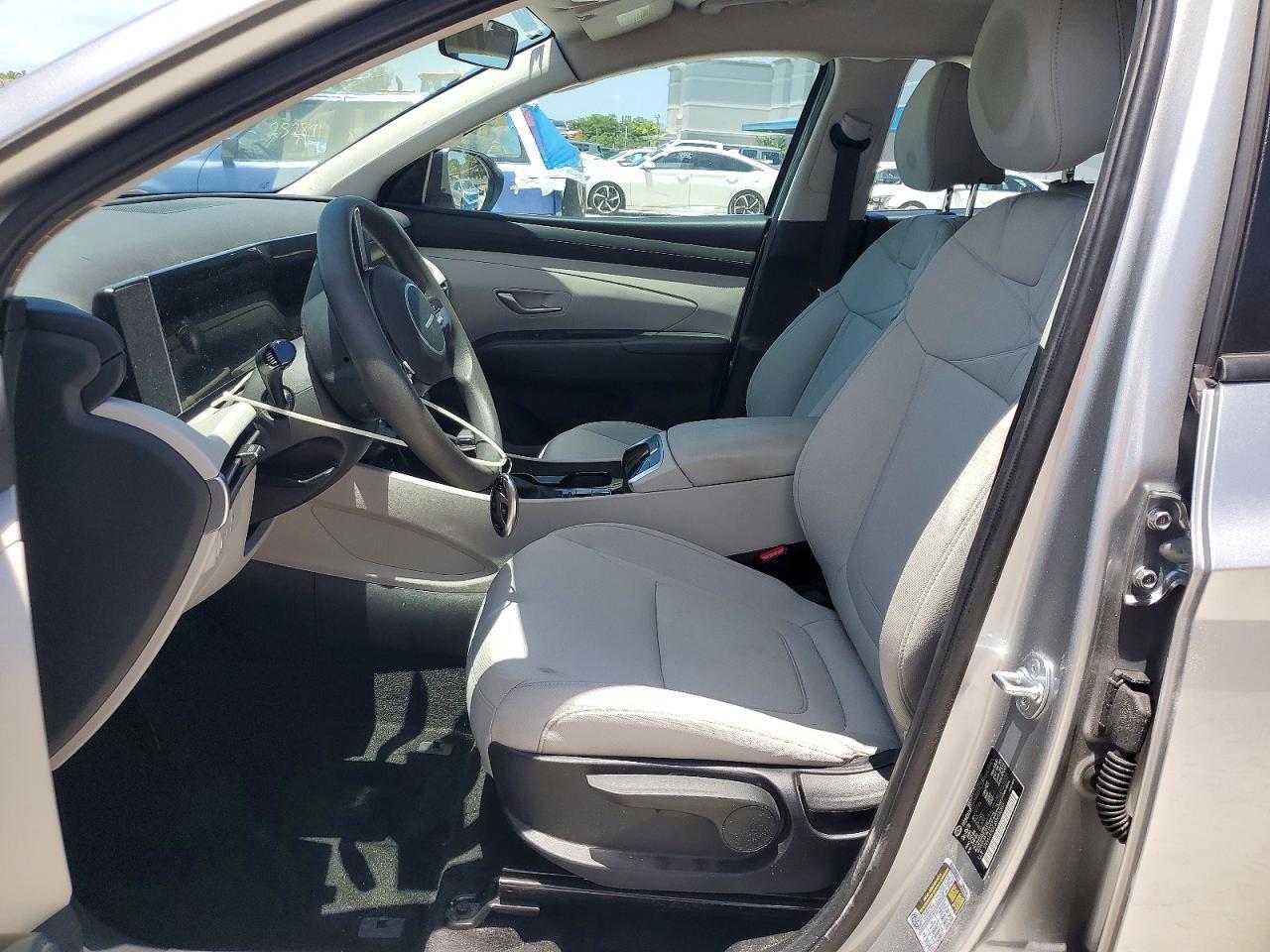 2025 HYUNDAI TUCSON SE — Фото 7 из 12