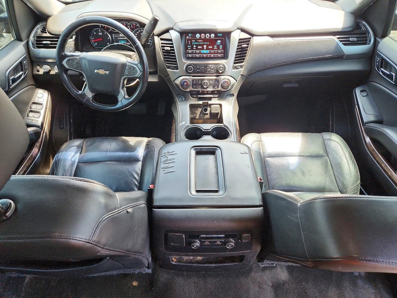 2017 CHEVROLET SUBURBAN K1500 LT — Фото 8 из 14