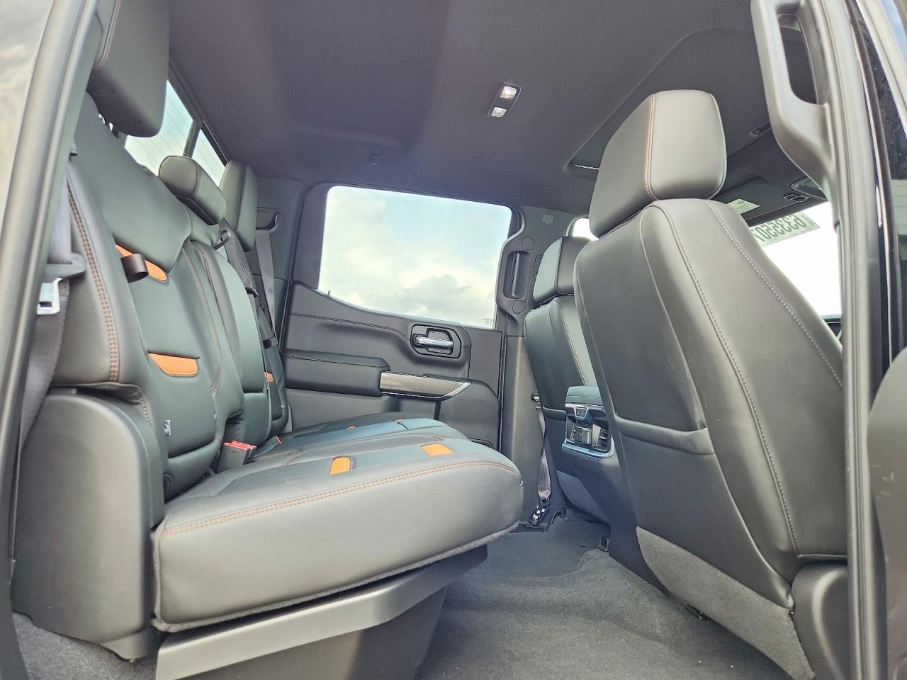 2021 GMC SIERRA K1500 AT4 — Фото 10 из 12